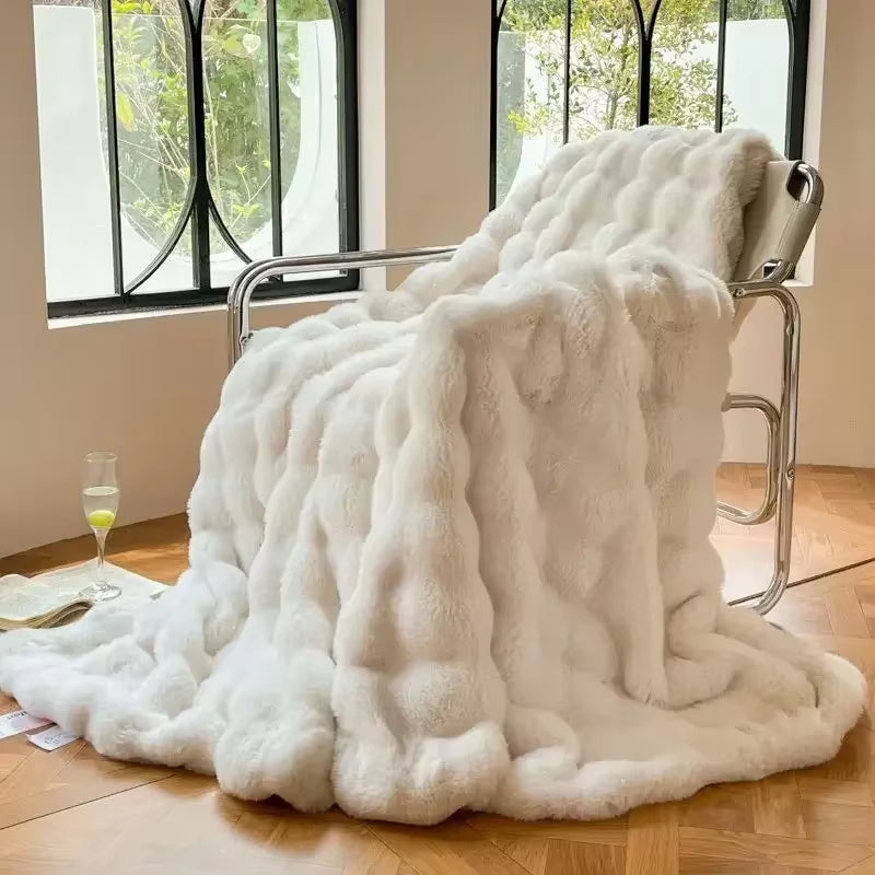 Luxefluff™ Faux Rabbit Fur Throw Blanket – Ultra-Soft, All-Season Warmth for Bed, Sofa & Travel