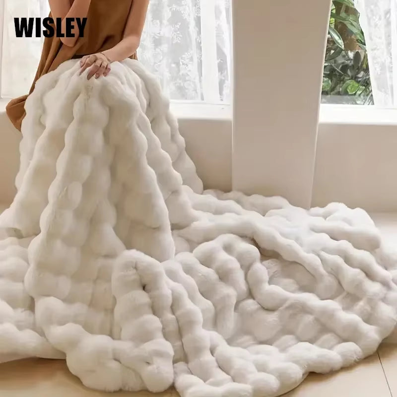 Luxefluff™ Faux Rabbit Fur Throw Blanket – Ultra-Soft, All-Season Warmth for Bed, Sofa & Travel